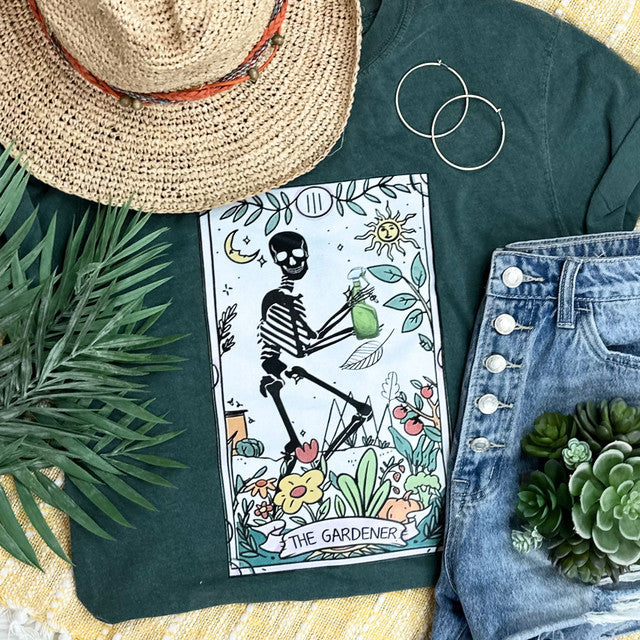 The Gardener -Tee